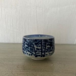 Antique blue white porcelain matcha tea cup Japanese china